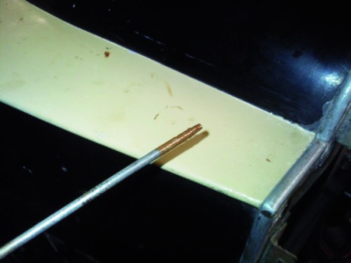 Evidence of over two inches of gritty sludge